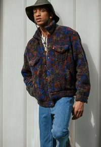 Levi's® TRUCKER - Casaco de inverno - lancaster fired brick