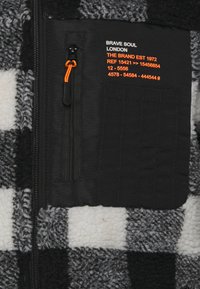 Brave Soul LITHARO - Fleecetakki - ecru/jet black/orange