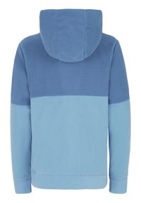 Veste polaire à capuche dégradé de bleu, avec une texture douce, des manches longues et un design uni sans fermetures visibles.
