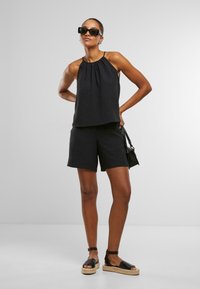 Urban Classics Kratke hlače - black