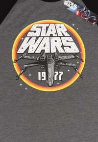 Henry Tiger STAR WARS 1977 CIRCLE - Triko s potiskem - black charcoal