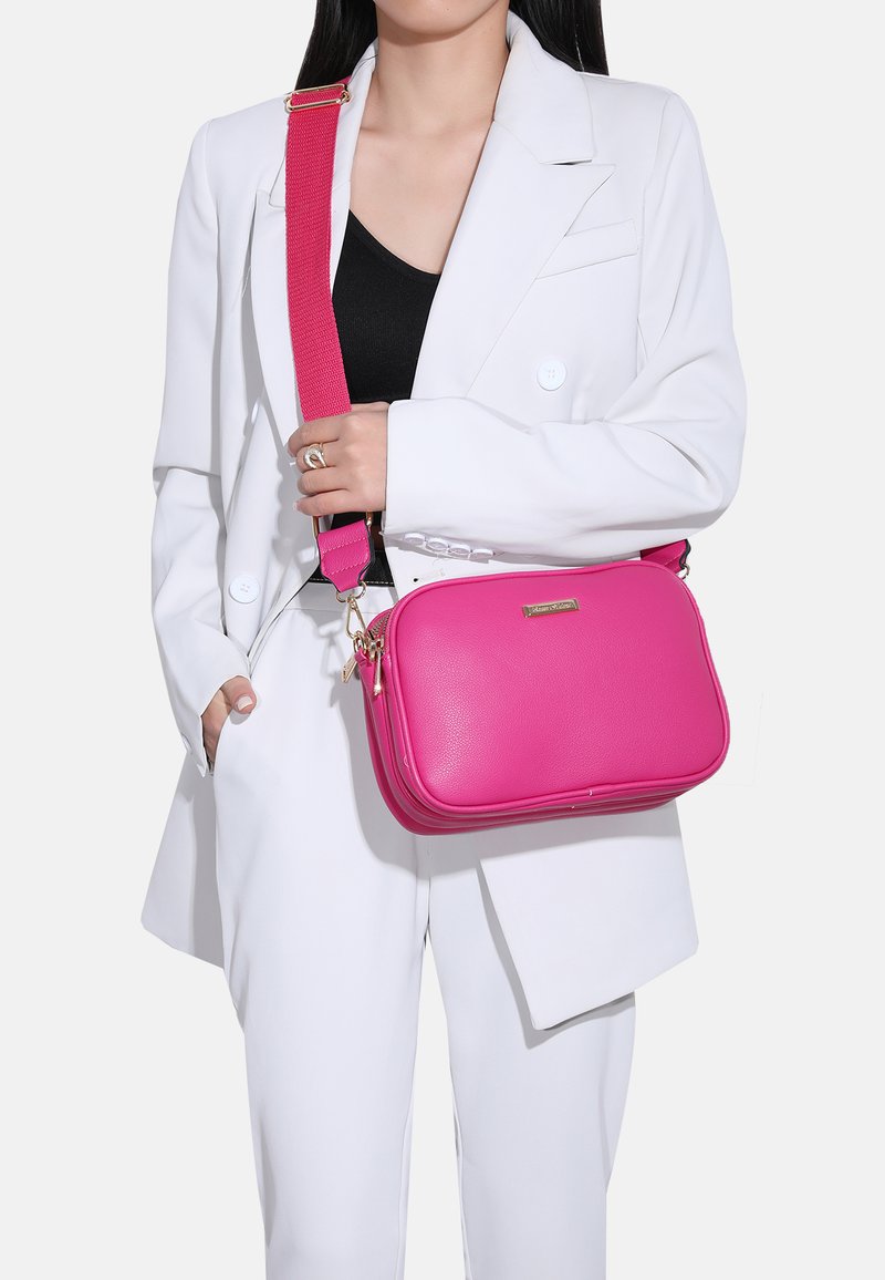 Queen Helena Across body bag fucsia/purple Zalando.de