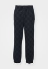 NORLIRY - Pantaloni sportivi - black
