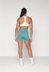 Nike Performance ONE SHORT - Tights - bicoastal/white