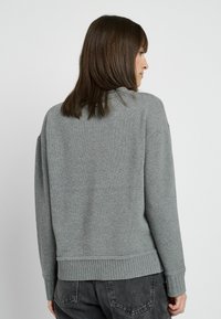 Lind Vesta - grey melange