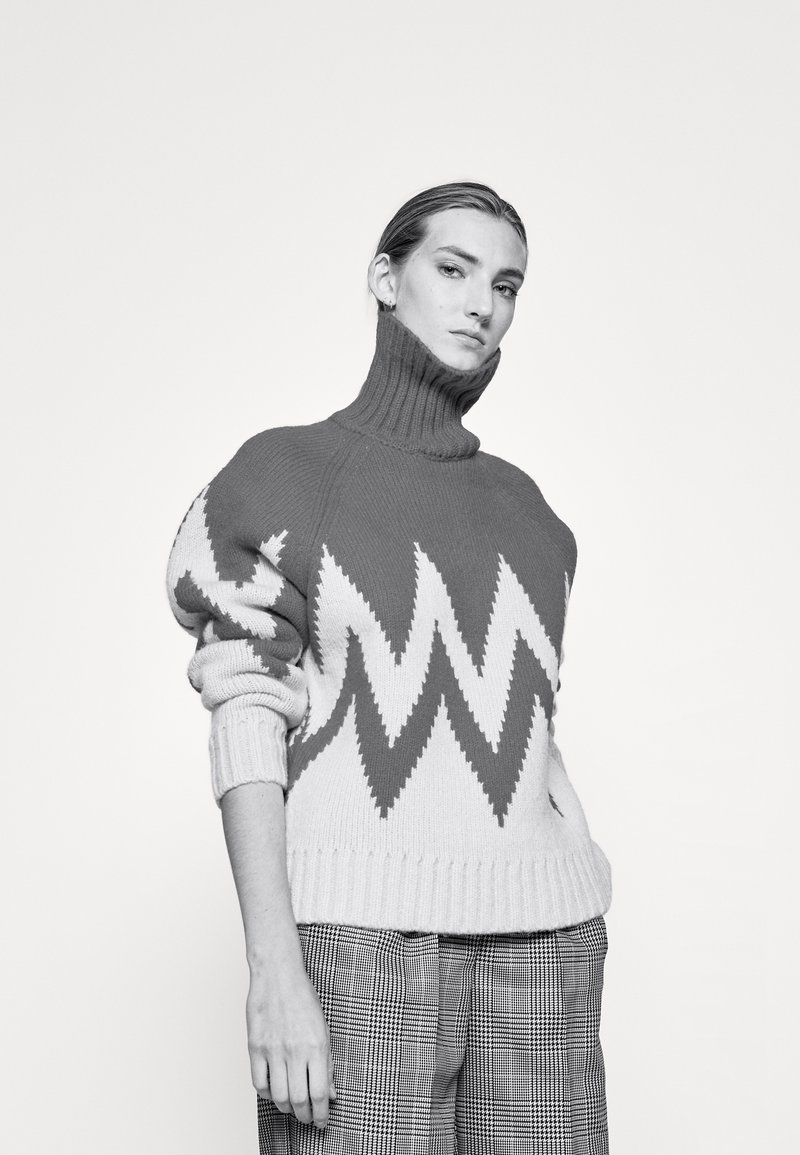 Damen Bekleidung | AKNVAS TURNER Strickpullover tomato/rot - JO59300 Damen Bekleidung | AKNVAS TURNER Strickpullover tomato/rot - JO59300