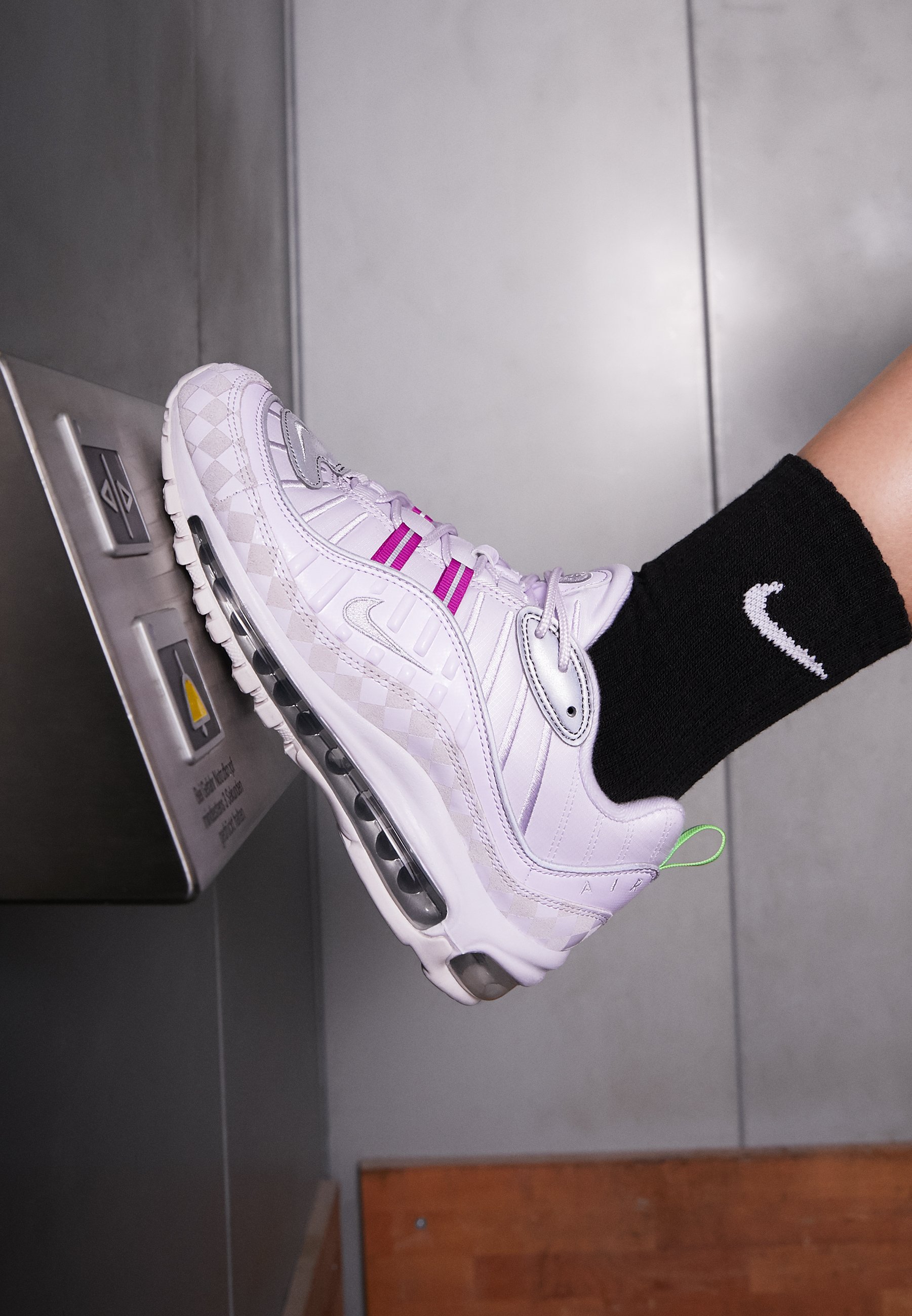 air max 98 barely grape