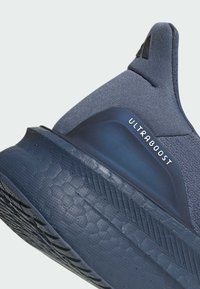 adidas Performance ULTRABOOST 5 - Chaussures de running sur route - preloved ink aurora ink preloved ink