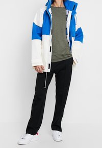 Lacoste LIVE Allvädersjacka - off-white