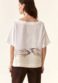 TATUUM MATYLDANA - Blouse - white