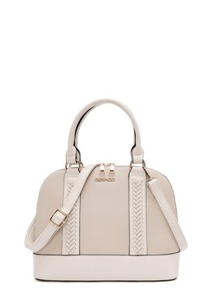 Borsa a mano strutturata beige con dettagli intrecciati, texture liscia, accessori in oro, manici doppi e una tracolla rimovibile.