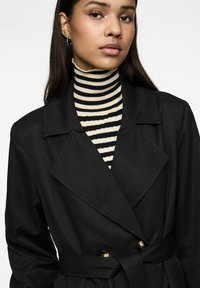 Pieces PCSCARLETT LS - Trentšmantel - black