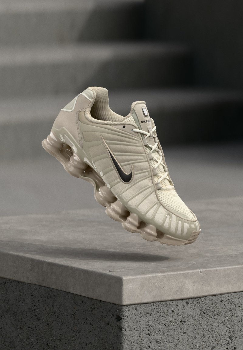 SHOX TL cream/black/sail/desert khaki/beige