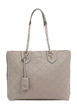 Beige Liu Jo tote-taske med prægede logomønstre, håndtag i guldkæde og en lille vedhæftet pung hængende fra ét håndtag.