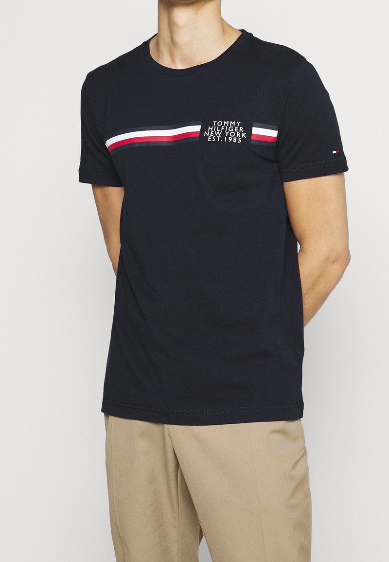 Tommy Hilfiger Triko s potiskem - dark blue