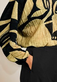 Next LONG SLEEVE TRIM - Pluus - khaki green black print