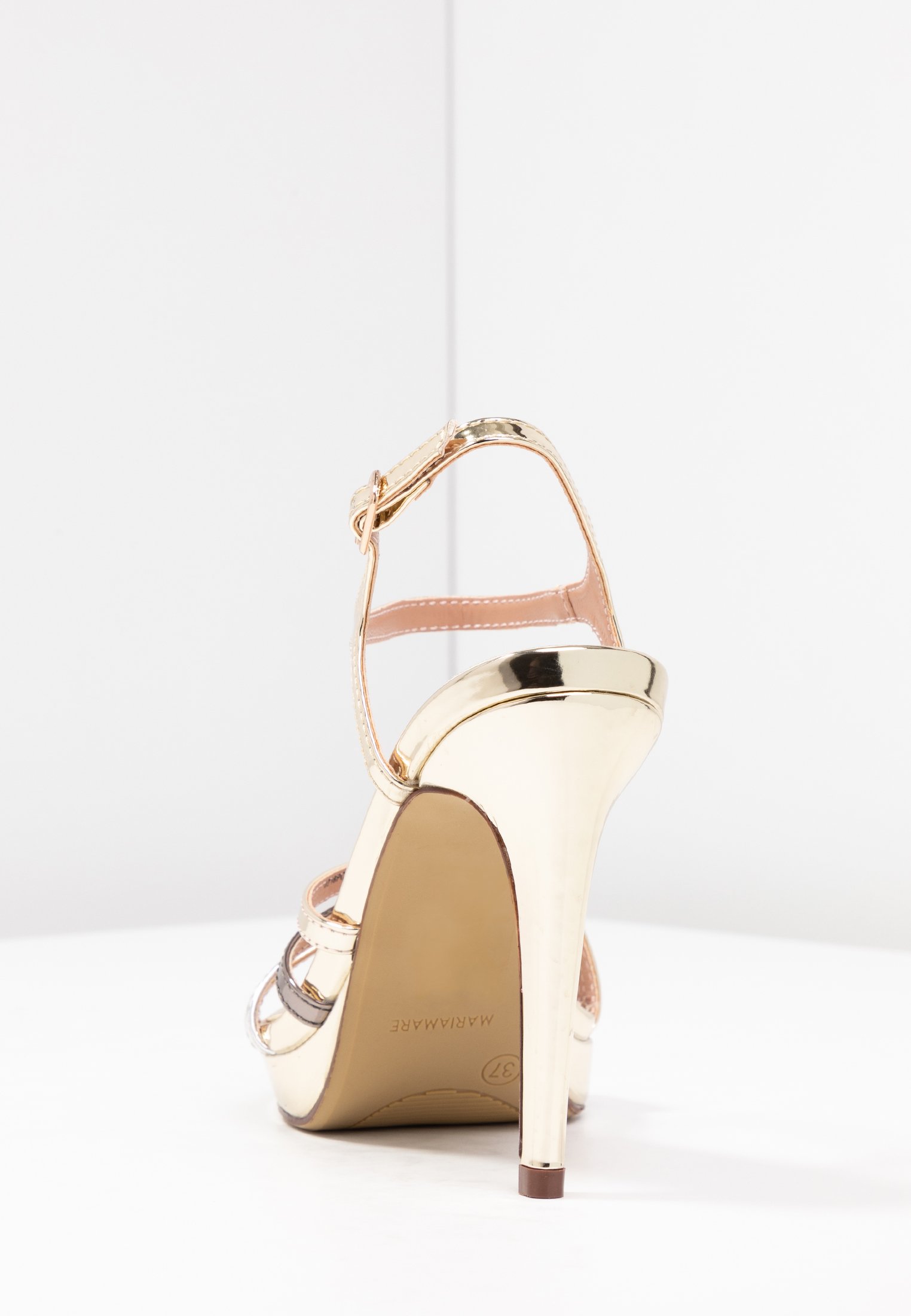 talons mariée