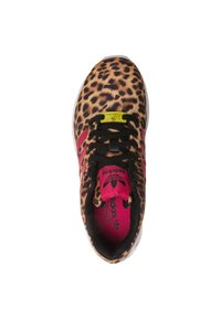Leopard-print athletic shoe with black laces, pink accents, and a rubber sole. Features a padded tongue and cushioned insole.