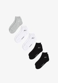 Seleccionado, black white grey