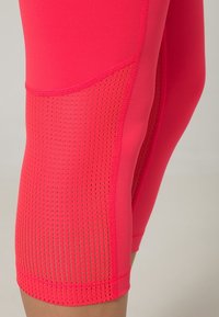 Nike Performance Leggings - light red