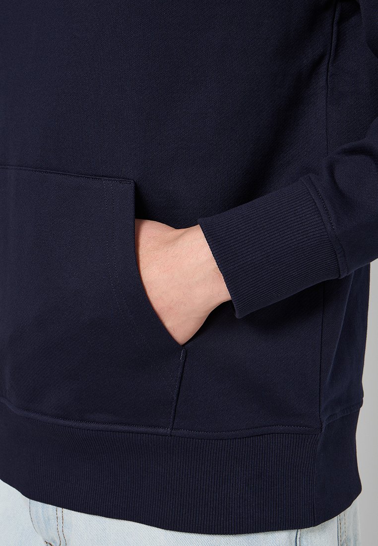 Kapuzenpullover