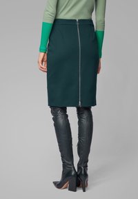 BOSS Pennkjol - dark green