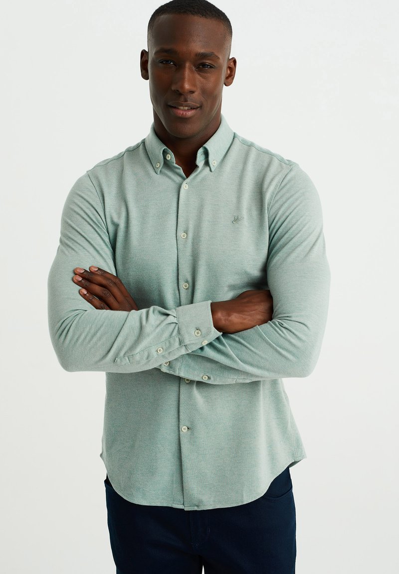 WE Fashion THE KNITTED - Camicia - green