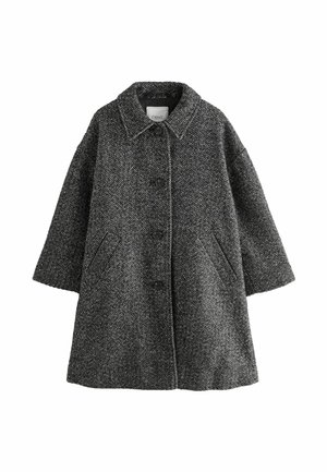 Manteau en laine gris foncé avec un motif à chevrons, col pointu, quatre boutons noirs sur le devant et deux poches inclinées.