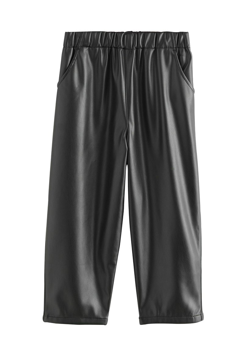 Sorte faux læderbukser med elastisk talje og sidelommer, cropped længde og lige pasform.