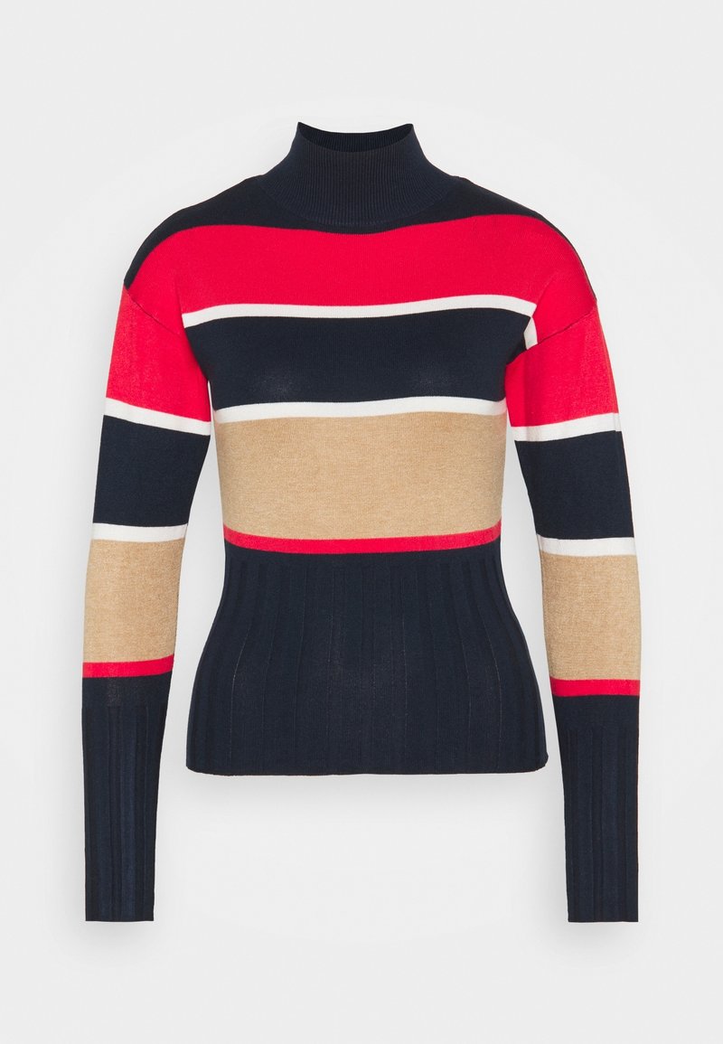 Pull à col roulé en maille côtelée à manches longues avec des rayures horizontales rouges, bleu marine, beige et blanches sur fond uni.