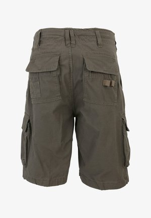 Olivově zelené cargo šortky s pohodlným střihem, které mají více bočních kapes a odolnou látku. Přítomny jsou poutka na opasek a prošívané detaily.
