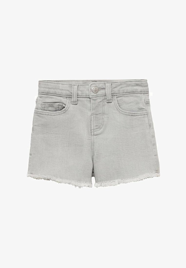 Shorts en denim gris avec un ourlet brut, deux poches avant et une fermeture à boutons. Texture lisse, design ajusté, polyvalent pour un usage décontracté.