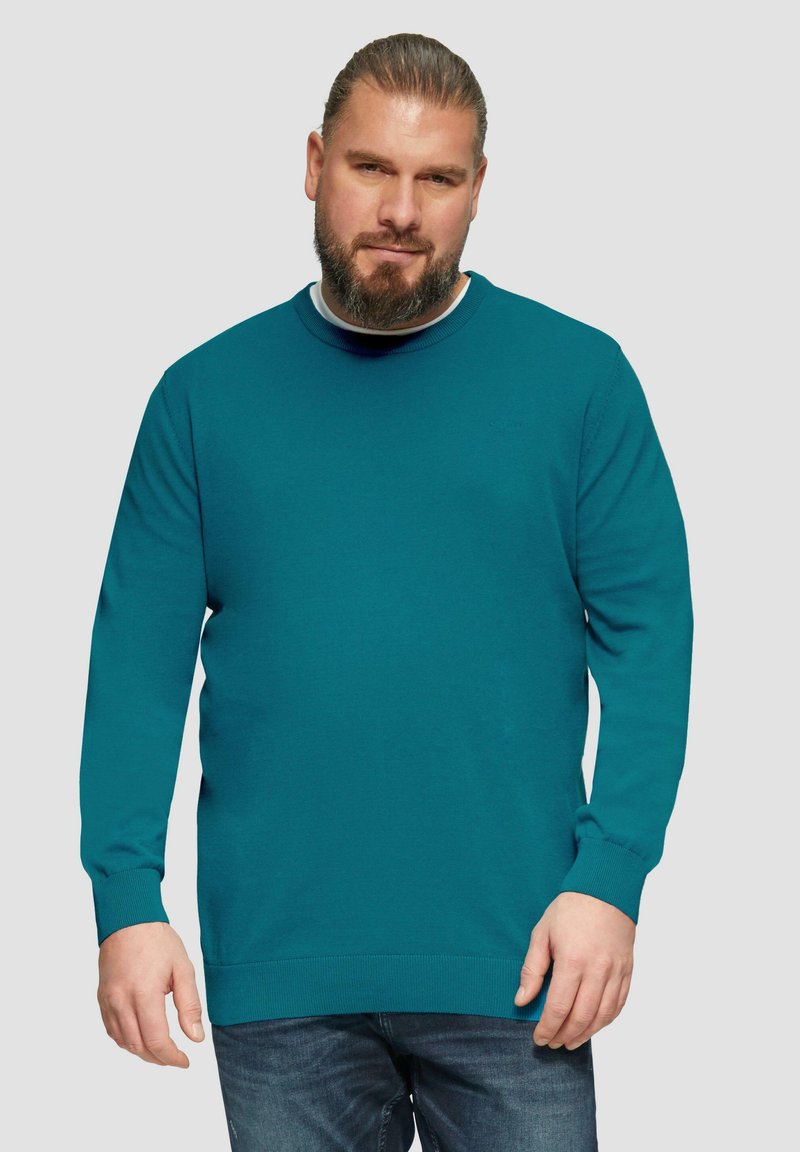 Türkiser Baumwollpullover mit Rundhalsausschnitt und langen Ärmeln, mit gerippten Bündchen und Saum, auf einem neutralen Hintergrund präsentiert.