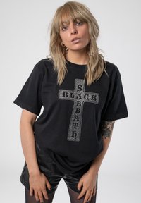 Paradiso Clothing BLACK SABBATH DIAMANTE CROSS - Print T-shirt - black