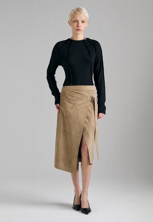 Sisley, SHAPED T-SHIRT - Maglione - black