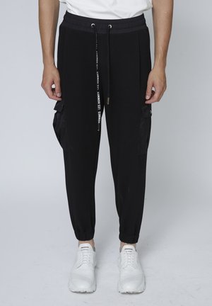 Cargo trousers - black