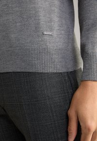JOOP! DAVIDE - Strickpullover - grau
