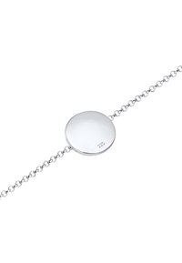 Silverfärgad armband med ett cirkulärt hänge, märkt "925", med en polerad yta och en fin kedjedesign.