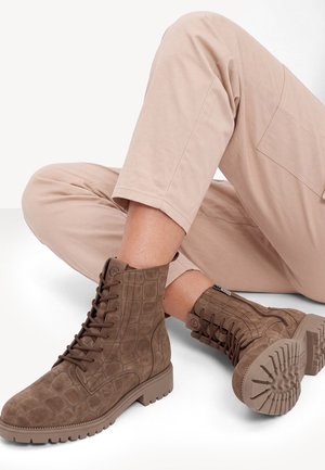 Tamaris, Bottines à lacets - taupe