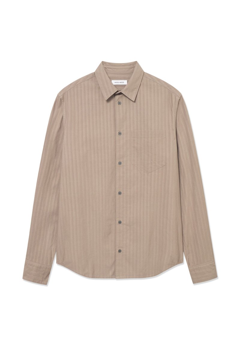 Chemise beige à manches longues avec un col boutonné. Elle présente une texture à côtes verticales et une poche sur la poitrine. Des boutons gris rehaussent le design.