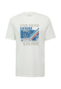 Biała koszulka z bawełny z graficznym nadrukiem w kolorze niebieskim, szarym i czerwonym. Tekst zawiera "FIVE GEAR DENIM" oraz "WYZWÓR SWÓJ WEWNĘTRZNY NAPĘD."