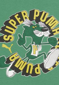 Puma DOWNTOWN SUPER - Triko s potiskem - archive green