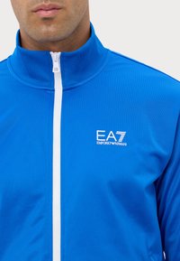 EA7 Emporio Armani Trainingsanzug - lapis blue
