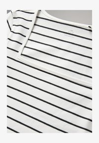 Sélectionné, black/white stripe