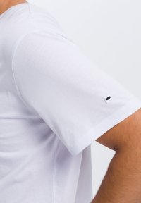 Cross Jeans - T-shirt basic