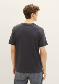 TOM TAILOR DENIM Camiseta estampada - coal grey