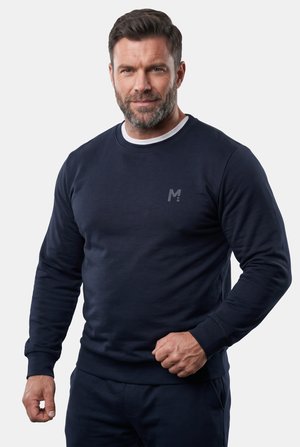 Men Plus BASIC RUNDHALS - Sweatshirt - black