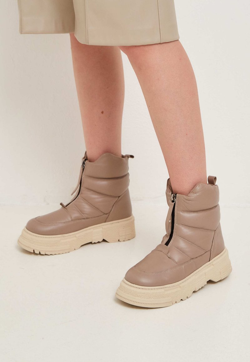 Cesare Gaspari Stivali da neve  - beige