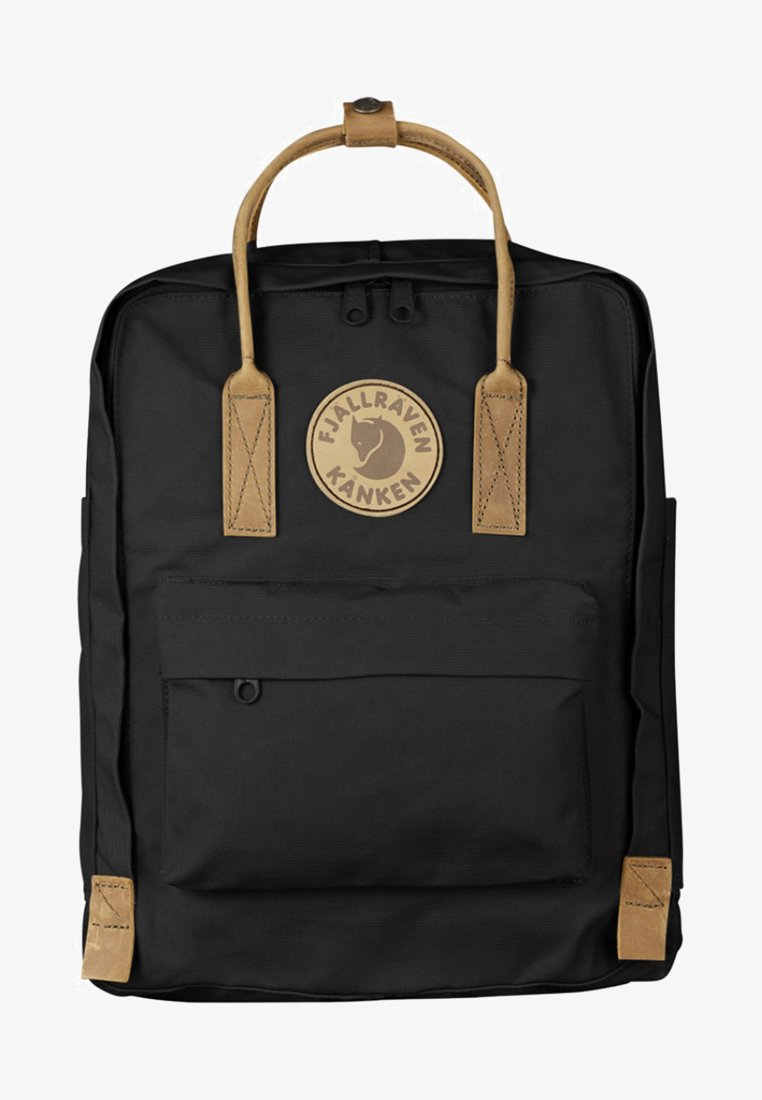 fjllrven kanken mae Unisex Rucksack Knken, black, 43 x 30 x 18 cm, 20 liter, F27173-550 Fashion Additional storage is offered by two side pockets and a practical front compartment with a zip Fjllrven Kanken No. 2 Black