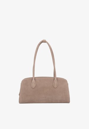 Handtasche aus taupefarbenem Wildleder mit doppelten Schulterriemen und geschwungener rechteckiger Form, mit dezenten Nahtdetails.